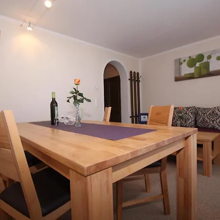 奥斯弗内尔豪弗公寓 公寓