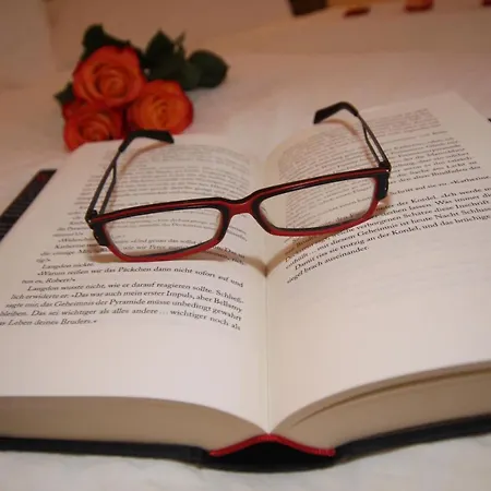 奥斯弗内尔豪弗公寓