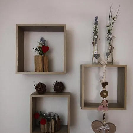 奥斯弗内尔豪弗公寓 * 贝旺